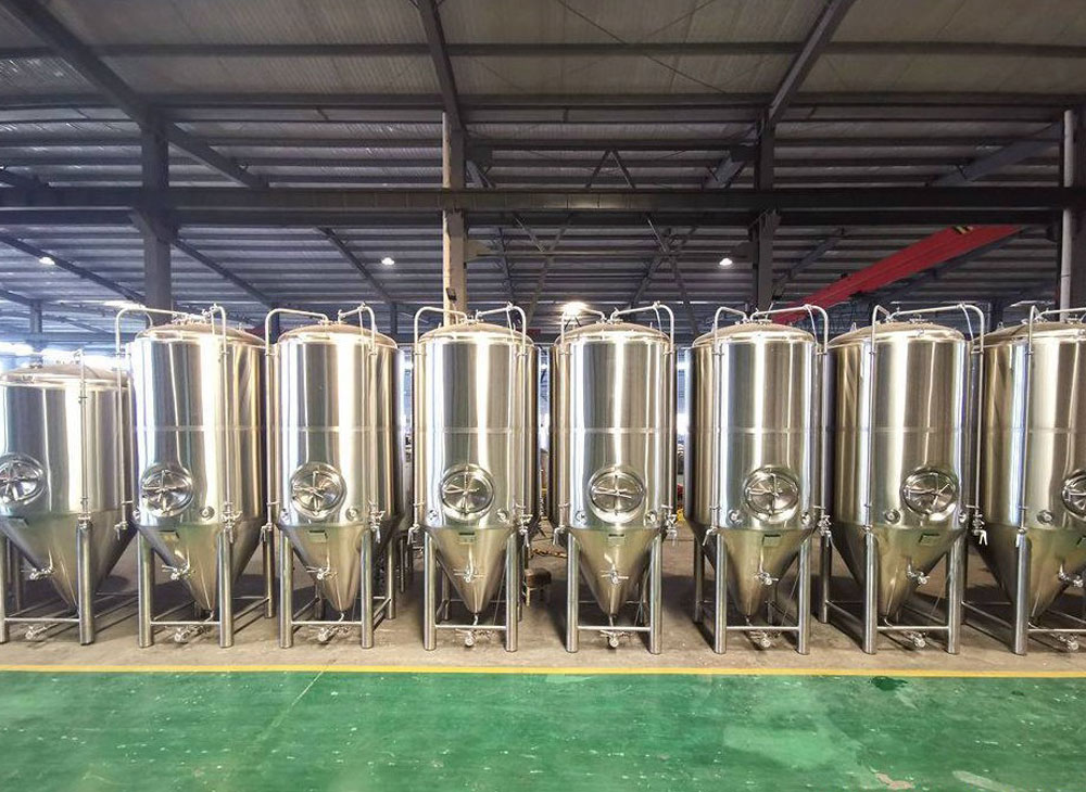 <b>Different beer out design for beer fermentation tank</b>
